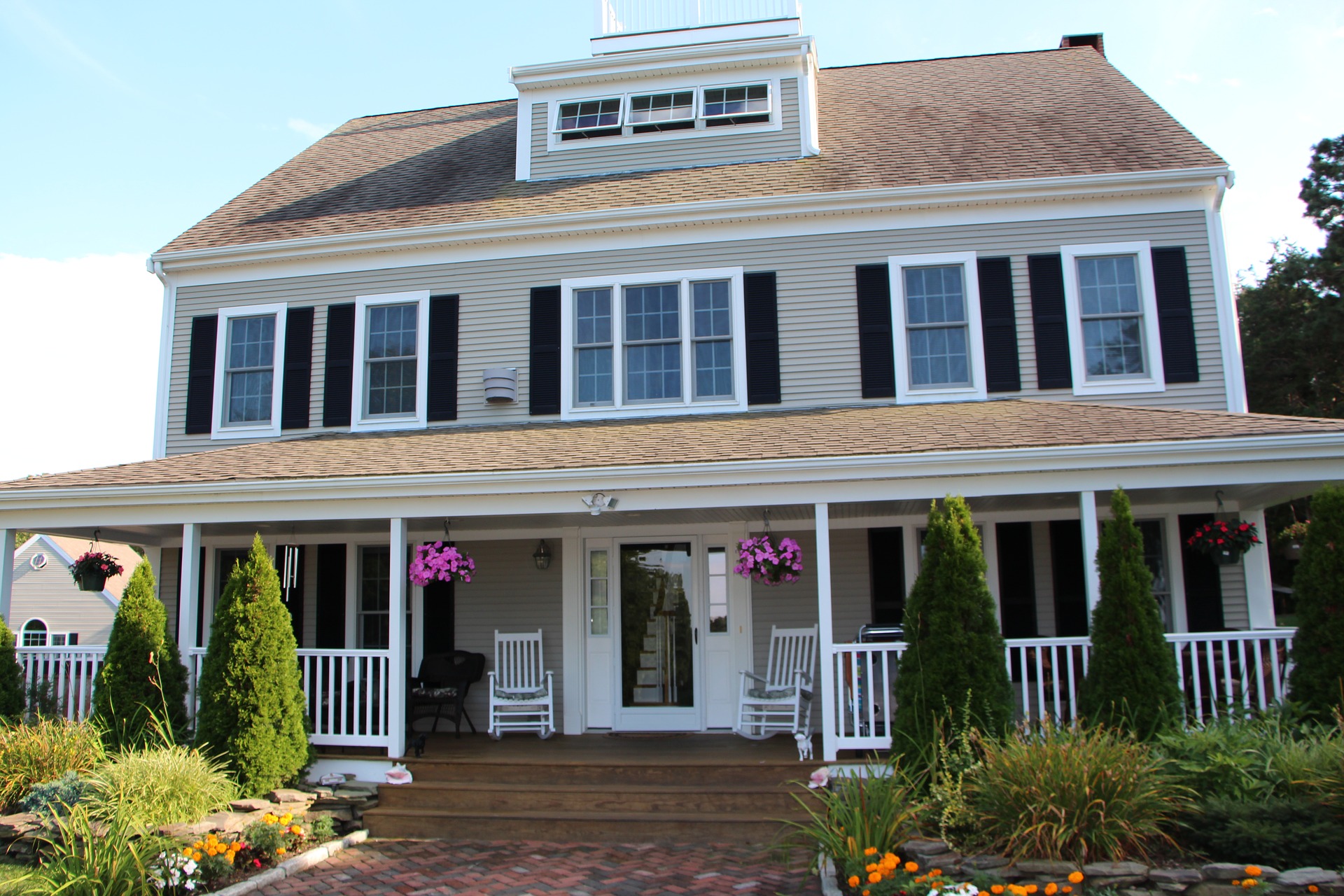 house-2492418_1920